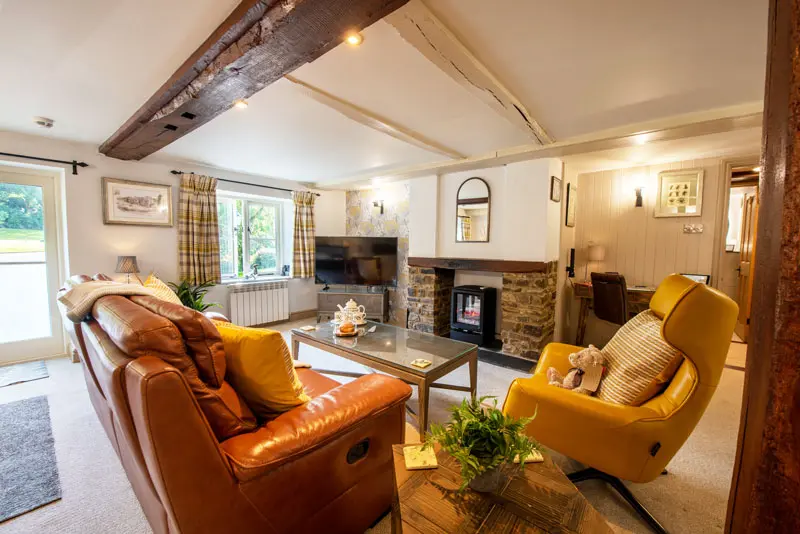 The Wheel Room holiday cottage with EV charging, North Devon