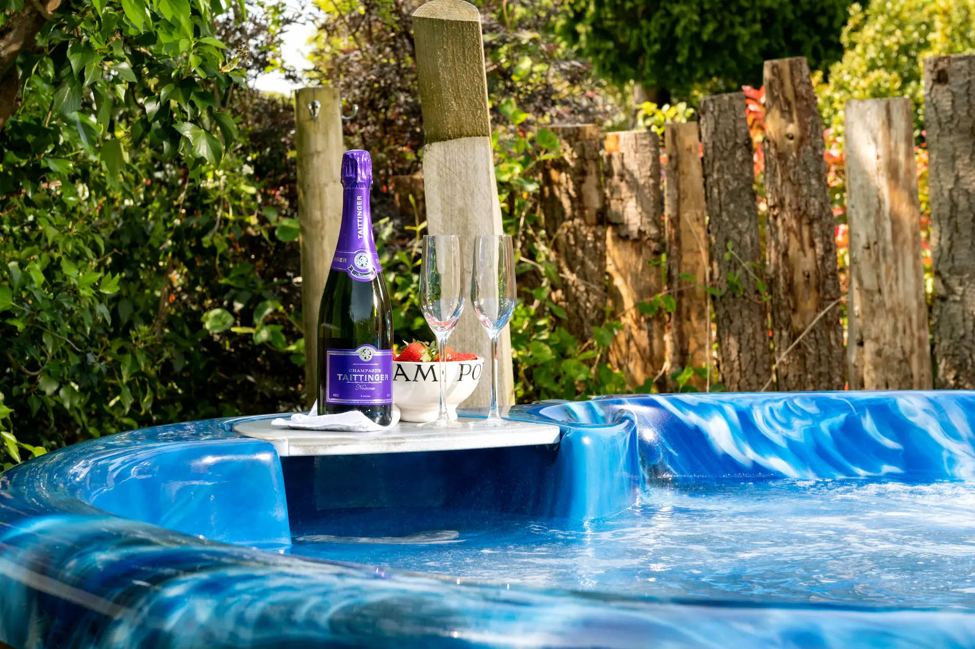 Lakeview private hot tub with countryside and lakeside views in North Devon