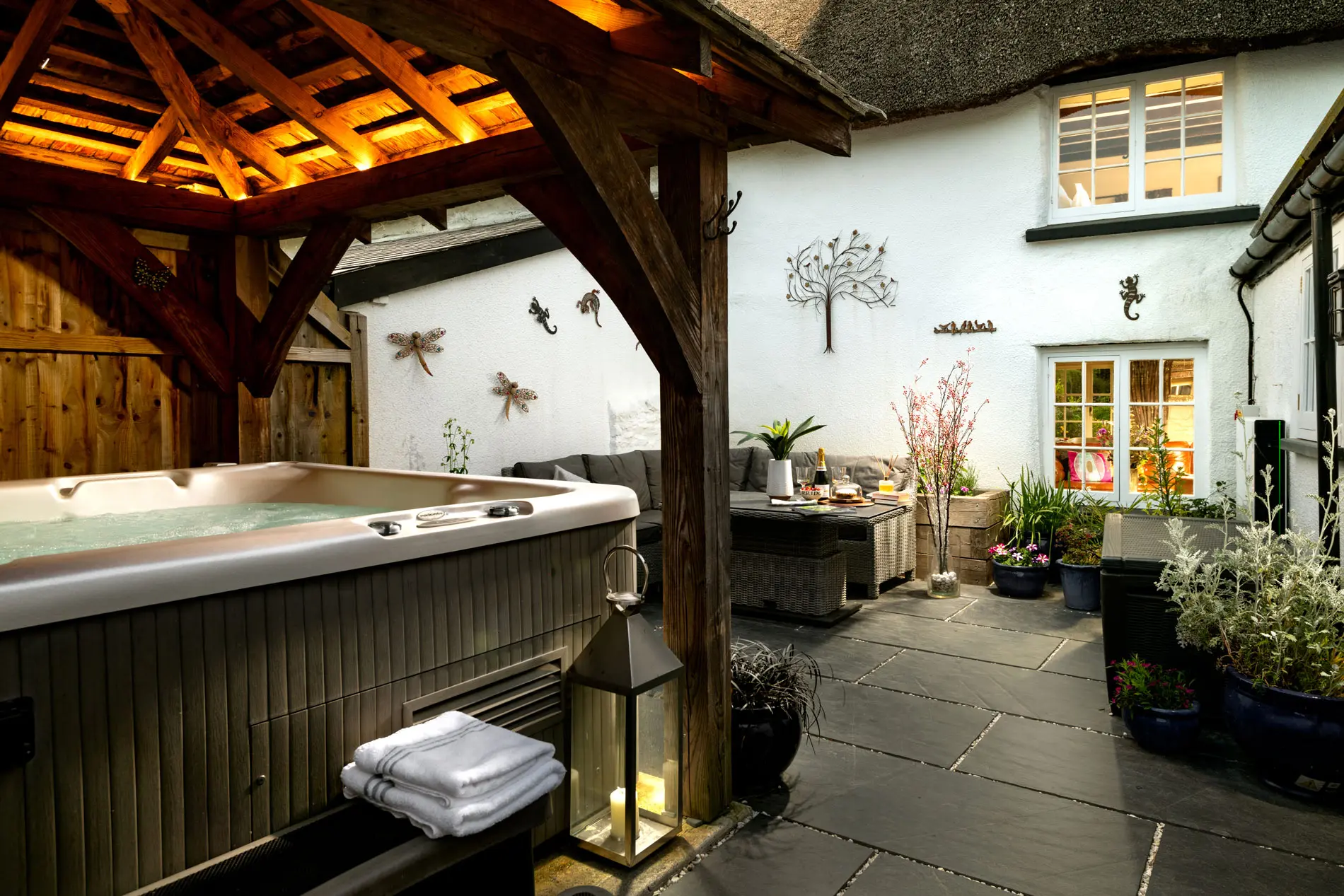 Hot Tub Breaks in Devon - Private Hot Tubs at Millbrook